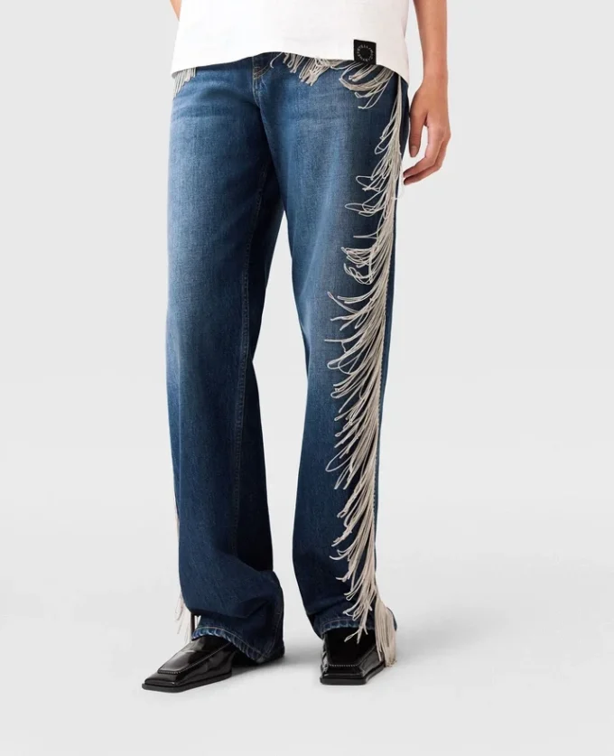 Jeans in denim a gamba dritta con nappine a catena