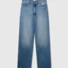 Jeans in denim a vita alta con gamba larga sbiadita Jeans in denim a vita alta con gamba larga sbiadita