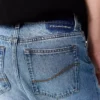 Jeans in denim a vita alta con gamba larga sbiadita Jeans in denim a vita alta con gamba larga sbiadita