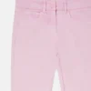 Jeans in denim con bordi smerlati Jeans in denim con bordi smerlati