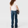 Jeans in denim con inserti in pelle di serpente Jeans in denim con inserti in pelle di serpente