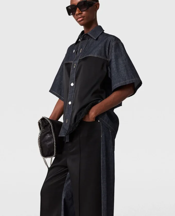 Jeans in denim con pannelli in raso a gamba larga Jeans in denim con pannelli in raso a gamba larga