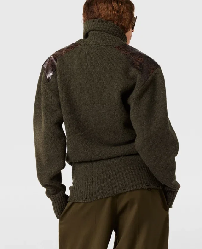 Maglione a collo alto con pannello serpente Maglione a collo alto con pannello serpente