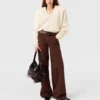 Maglione a maniche lunghe con scollo a V Maglione a maniche lunghe con scollo a V