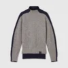 Maglione con collo alto e pannello a contrasto Maglione con collo alto e pannello a contrasto