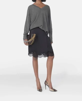Maglione con scollo a V e maniche lunghe