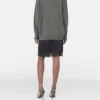 Maglione con scollo a V e maniche lunghe Maglione con scollo a V e maniche lunghe