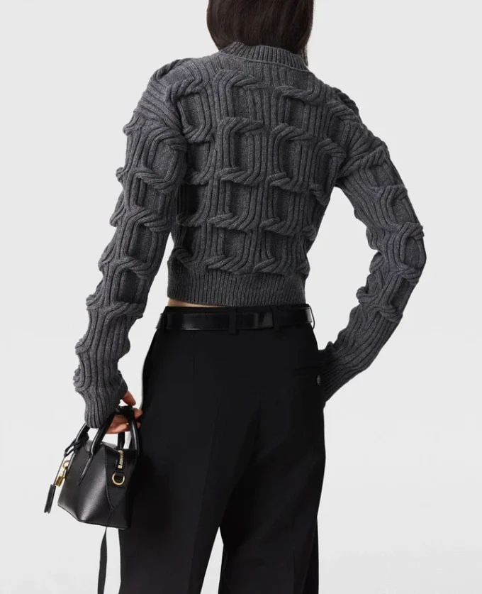 Maglione Falabella lavorato a trecce Maglione Falabella lavorato a trecce