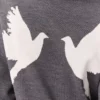 Maglione girocollo con applicazioni colomba Maglione girocollo con applicazioni colomba