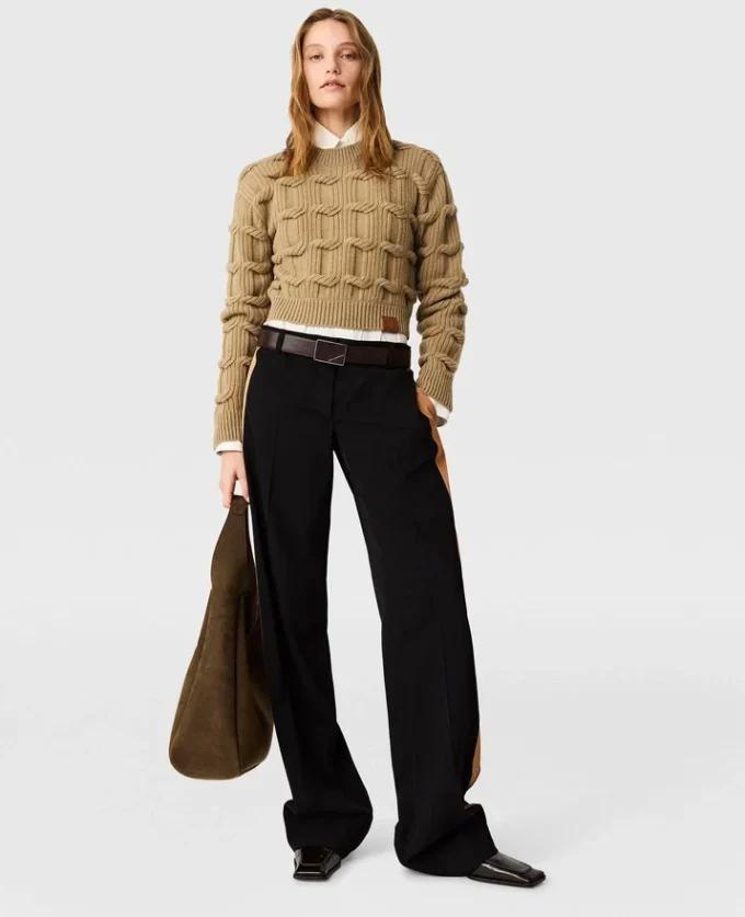 Maglione girocollo lavorato a trecce Falabella Maglione girocollo lavorato a trecce Falabella