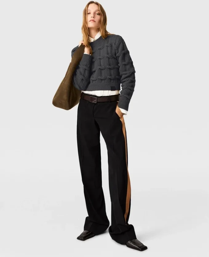 Maglione girocollo lavorato a trecce Falabella Maglione girocollo lavorato a trecce Falabella