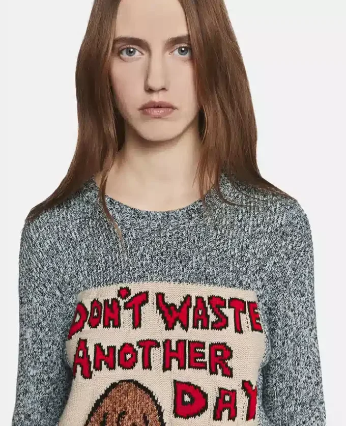 Maglione in cotone con slogan “Don’t Waste Another Day” Maglione in cotone con slogan “Don’t Waste Another Day”