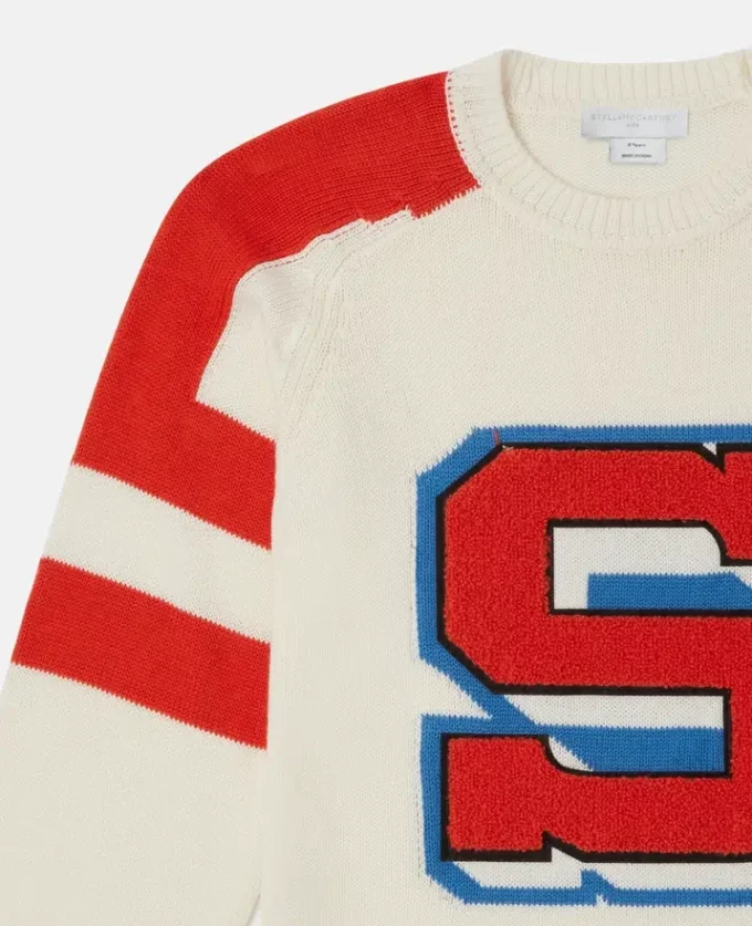 Maglione lavorato a maglia con iniziale del marchio Maglione lavorato a maglia con iniziale del marchio
