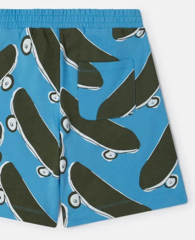 Pantaloncini con stampa skateboard