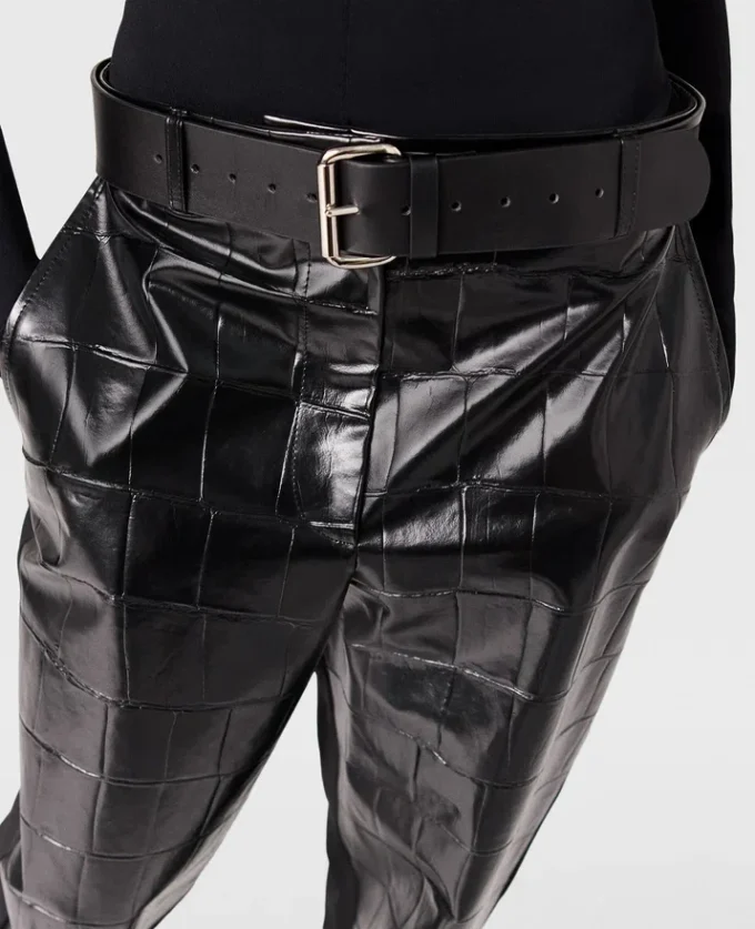 Pantaloni a gamba dritta con stampa coccodrillo Pantaloni a gamba dritta con stampa coccodrillo