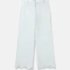 Pantaloni a gamba larga con bordo smerlato Pantaloni a gamba larga con bordo smerlato