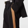 Pantaloni a gamba larga con piega Pantaloni a gamba larga con piega