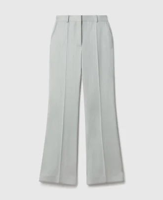 Pantaloni a vita media con taglio botcut