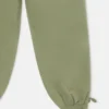 Pantaloni della tuta con coulisse e medaglione con logo Pantaloni della tuta con coulisse e medaglione con logo