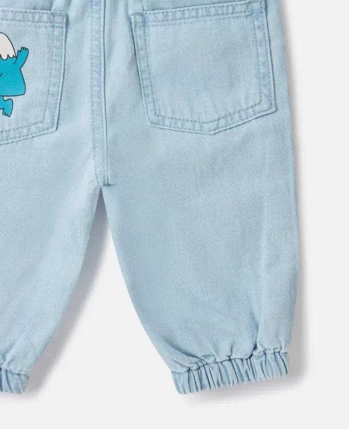 Pantaloni della tuta in jeans con grafica Earth Friends Pantaloni della tuta in jeans con grafica Earth Friends