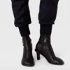 Pantaloni elasticizzati in lana Pantaloni elasticizzati in lana