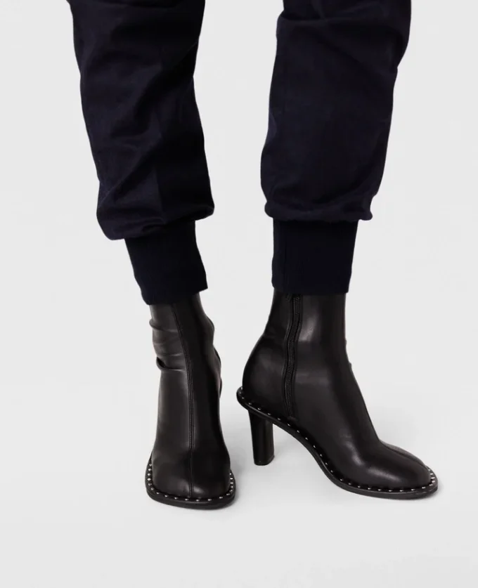 Pantaloni elasticizzati in lana Pantaloni elasticizzati in lana