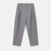 Pantaloni in lana a vita alta con pieghe Pantaloni in lana a vita alta con pieghe