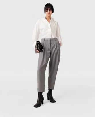Pantaloni in lana a vita alta con pieghe Pantaloni in lana a vita alta con pieghe