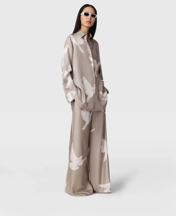 Pantaloni oversize con coulisse e stampa colomba Pantaloni oversize con coulisse e stampa colomba