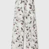 Pantaloni oversize con stampa ciliegie Pantaloni oversize con stampa ciliegie
