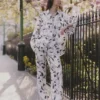 Pantaloni oversize con stampa ciliegie Pantaloni oversize con stampa ciliegie