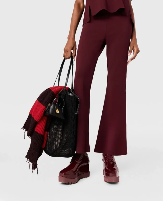 Pantaloni svasati in maglia compatta Pantaloni svasati in maglia compatta