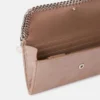 Portafoglio Falabella Flap Continental perlato Portafoglio Falabella Flap Continental perlato