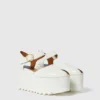 Sandali con plateau in vernice Elyse Sandali con plateau in vernice Elyse