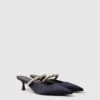 Scarpe con tacco basso Elsa impreziosite da perle Scarpe con tacco basso Elsa impreziosite da perle