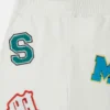 Shorts con iniziali del marchio ricamate Shorts con iniziali del marchio ricamate