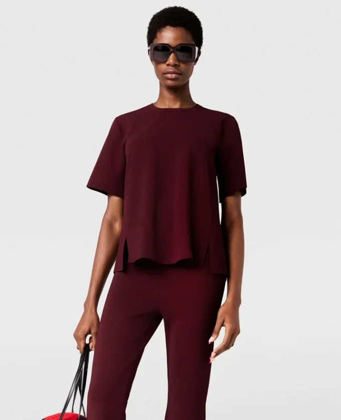 T-shirt compatta a maniche corte