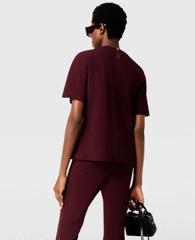 T-shirt compatta a maniche corte