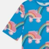 T-shirt con stampa arcobaleno e pattini a rotelle T-shirt con stampa arcobaleno e pattini a rotelle