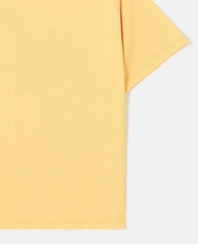 T-shirt con stampa chitarra T-shirt con stampa chitarra