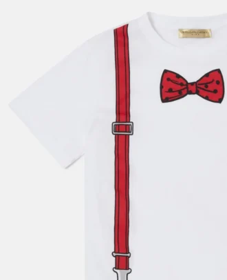 T-shirt con stampa papillon e bretelle