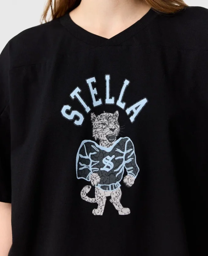 T-shirt grafica Varsity di Stella T-shirt grafica Varsity di Stella