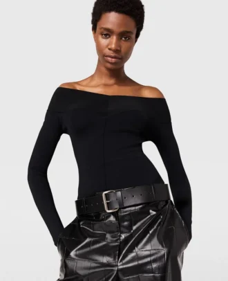 Top a maniche lunghe con scollo dritto