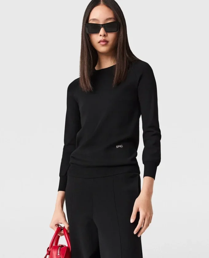 Top a maniche lunghe in maglia compatta Top a maniche lunghe in maglia compatta