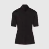 Top con collo alto e maniche a 3/4 in pizzo Top con collo alto e maniche a 3/4 in pizzo