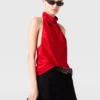 Top con scollo all’americana in raso Top con scollo all’americana in raso