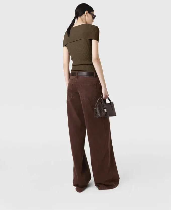 Top con spalle scoperte