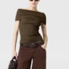 Top con spalle scoperte