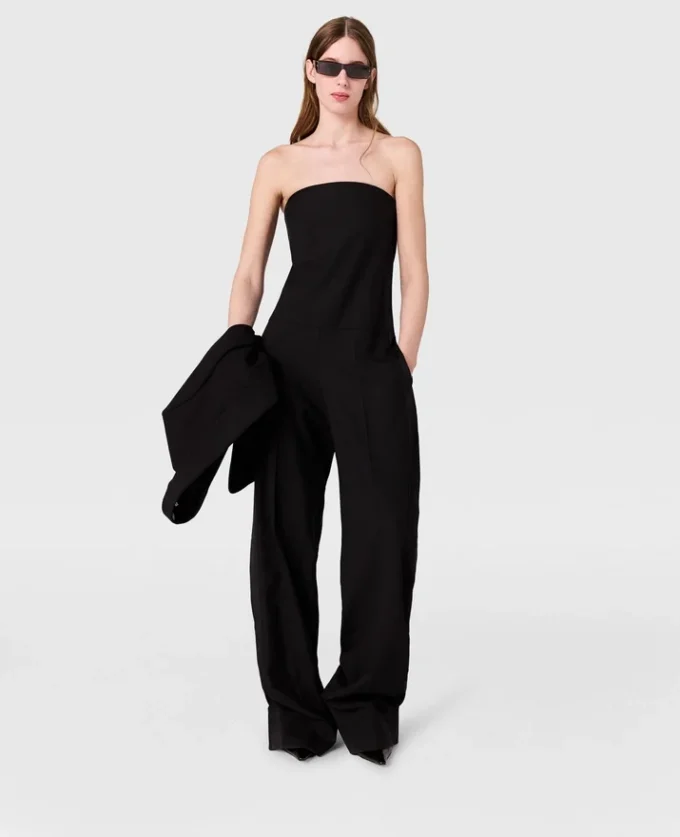 Tuta sartoriale senza spalline Tuta sartoriale senza spalline