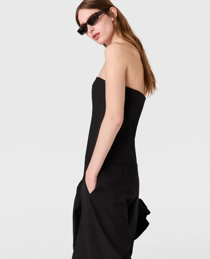 Tuta sartoriale senza spalline Tuta sartoriale senza spalline
